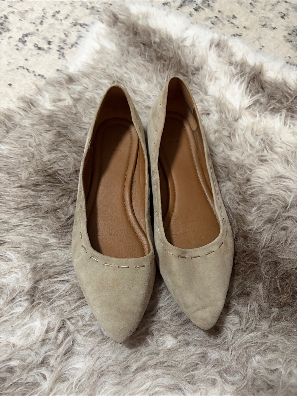 Frye & Co Suede Kiki Stitch
Ballet Flat Pointed Toe Slip Sz 8.5